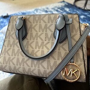 Michael Kors Beige and Blue Women's Bag